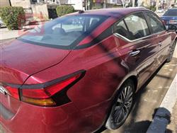 نيسان ألتيما